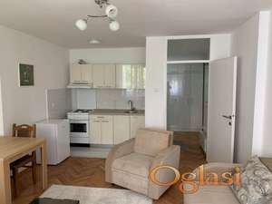 Izadjem stan iza Zone 3