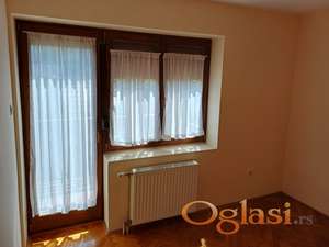 Trosoban stan 87 m2 Tatarsko brdo