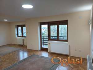 Trosoban stan 87 m2 Tatarsko brdo