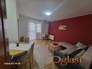 Novi Sad - TOP lokacija - Grbavica - dvoiposoban stan - nije pet friendly - odmah useljivo - 450 eura