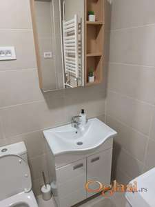 Kompletno renovirana garsonjera