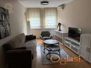 Na prodaju dvosoban stan u mirnom delu Grbavice