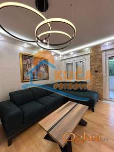 Dva spojena trosobna stana, na  drugom  spratu, lift, 155 m2, Palilula