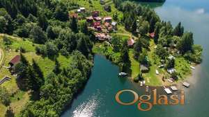 Vikendica na Zlatarskom jezeru sa privatnim zalivom