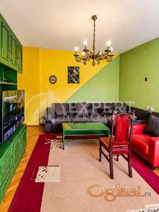 Trosoban stan, centar, 2. sprat, cg, lift