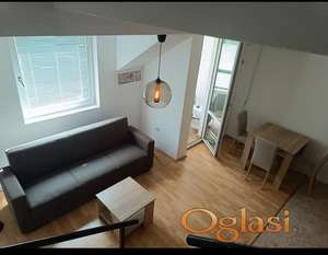 Izdajem namesten duplex u Beogradu u naselju Vojvode Vlahovića 43m2 blizu mini maxija