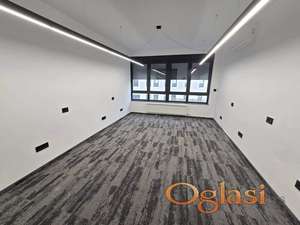 Izdaje se luxuzan pp,180m2,novogradnja ID#19141