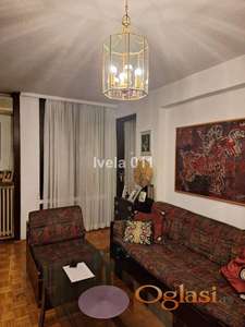 Uknjižen 2.0 stan - Slavija ID#4046