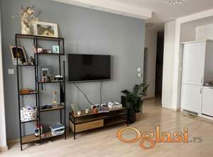 Dvosoban namešten stan Socijalno-500e