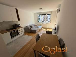 Trosoban - kompletno namešten! Hilandarska ulica!