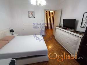 Garsonjera - 30m2 - CENTAR!