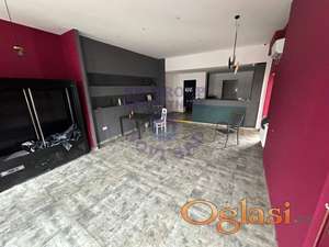 Kuća sa apartmanima u Futogu!