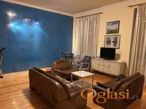 LUX SALONAC NA KORZOU ID#640