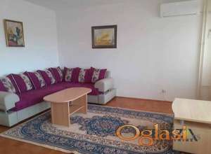  KOMFORAN DVOSOBAN STAN NA LIMANU 3