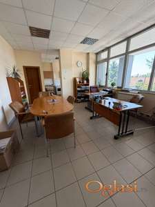 IZDAJE SE LOKAL 43m2, BULEVAR EVROPE, MOGUCNOST IZDAVANJA I PARKING MESTA