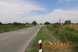 Bačka Planka, Plac u industrijskoj zoni