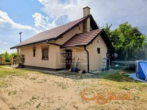 Subotica-Donji Tavankut-kuća od cigle blizu šume ID#2202