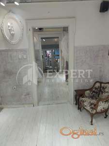 Izdaje se poslovni prostor u centru Niša, 100m2!