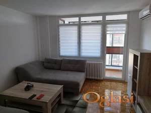 Odličan porodičan stan na top lokaciji!