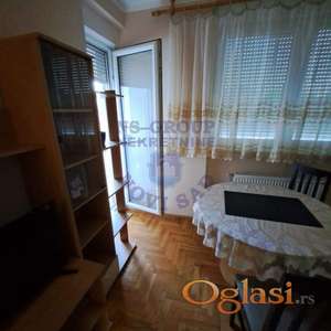 Sjajna ponuda! Potpuno namešten jednoiposoban stan na odličnoj lokaciji!