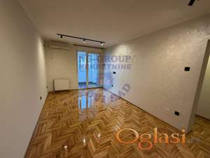 Nova Detelinara, kompletno renoviran, uknjižen, odličan stan.