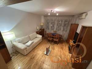 DVOSOBAN STAN KOD DUNAVSKOG PARKA, CENTAR