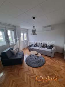 Izdaje se odličan stan na Bulevaru Nemanjića, 48m2