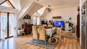 Trosoban stan na Panteleju, 74m², drugi sprat