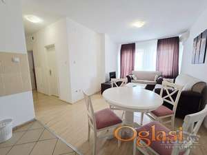 STAN - NOVI SAD - CENTAR - 62m2 - 155000 evra