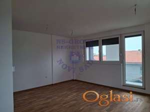 POVOLJAN četvorosoban stan - Somborska rampa