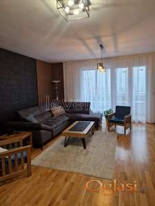 PETROVARADIN - PETROVARADIN - 98.00 m2