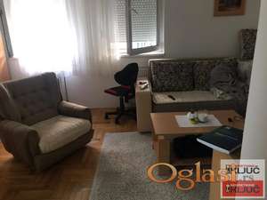 GRBAVICA-GARSONJERA NA ODLIČNOJ LOKACIJI