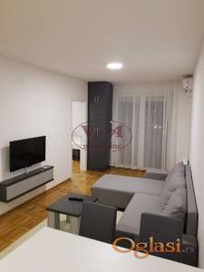 Novi Sad, Adamovicevo naselje, odlican jednoiposoban stan na odlicnoj lokaciji