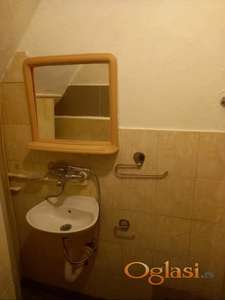 Garsonjera kod Narodnog pozorišta u Nišu