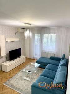 NOV DVOSOBAN STAN NA GRBAVICI 