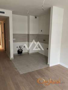 Airport garden, neuseljavan