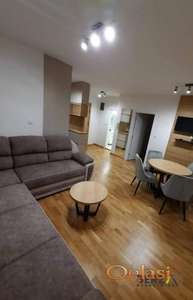  MODERNO OPREMLJEN JEDNOIPOSOBAN STAN NA SALAJCI