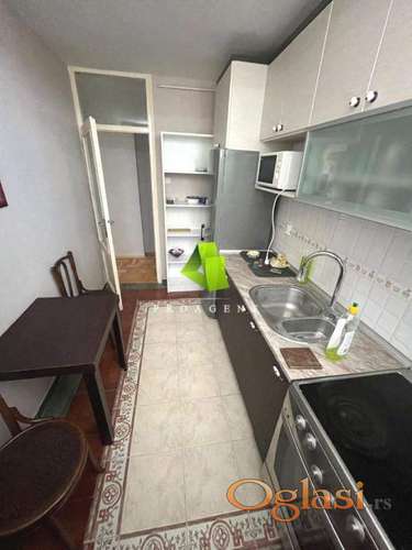 Fotografija stana 3 od 7