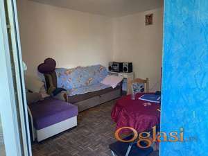 Na prodaju garsonjera od 22m² u novogradnji, smeštena na atraktivnoj lokaciji – Bulevar patrijarha Pavla.