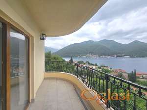 Stan od 39 m2 s panoramskim pogledom na more u Kamenarima