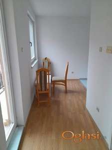 Izdaje se kancelarijski prostor 35m2– Dunavska ulica, Novi Sad