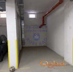 Garazno mesto na Petrovaradinu