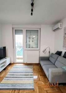 Banjica, Radomira Markovića, 36m2+garažno mesto