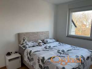 KOMPLETNO OPREMLJEN STAN U NOVOGRADNJI, BEZ ULAGANJA