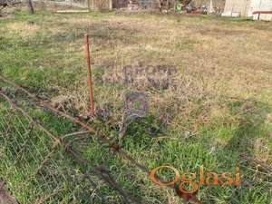 Odlicno gradjevinsko zemljiste na Petrovaradinu