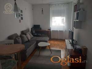 Izdavanje stanova Novi Sad – Odlično namešten jednoiposoban stan, Podbara, 35m²