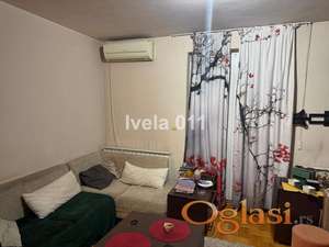 Uknjižen 1.0 stan - Petlovo brdo ID#4109