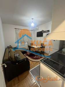 Izdaje se odličan stan kod Pravnog fakulteta, 30m2!