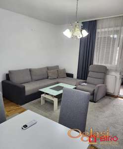 ---NOV stan 53 m2 na početku Petrovaradina---