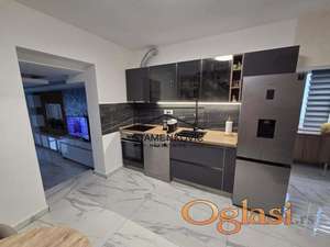 Prodaje se nova kuća sa lepim dvorištem ID#6879